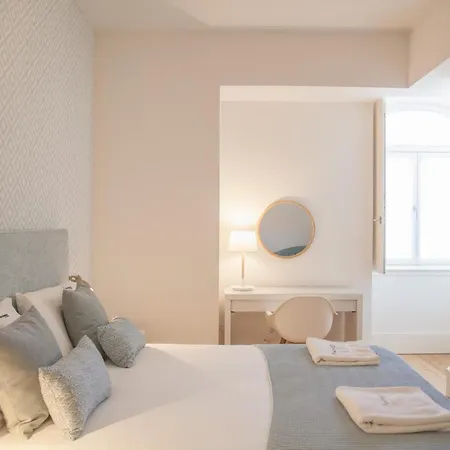 Апартаменти Flh Augusta's Arch Design